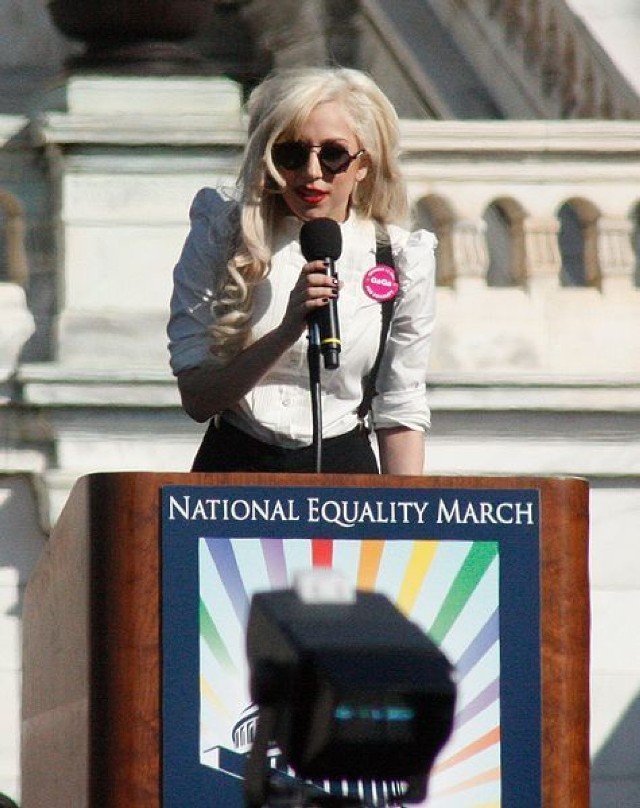 Lady Gaga na Krajowym Marszu Równości (USA)