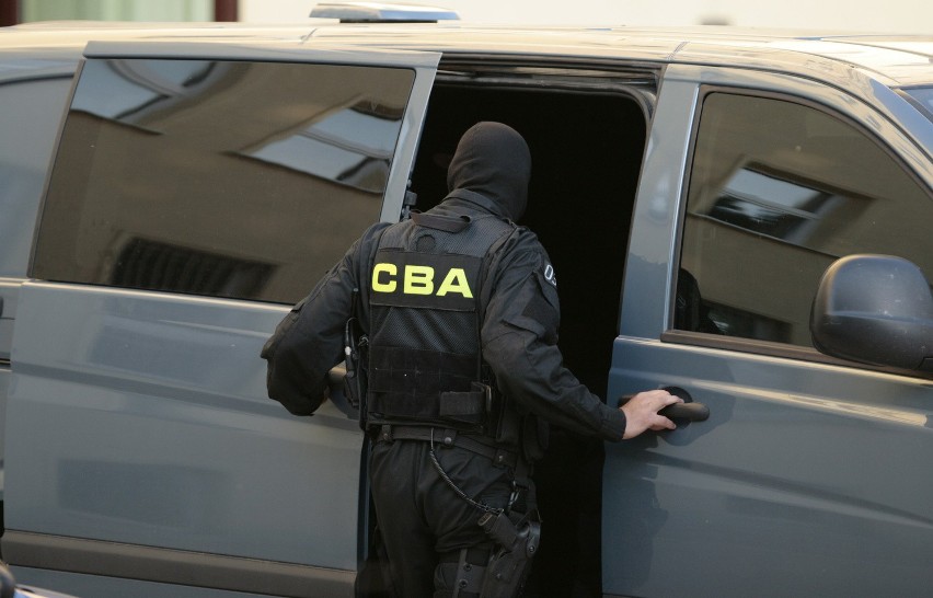 Lublin: CBA zatrzymało majora służby więziennej