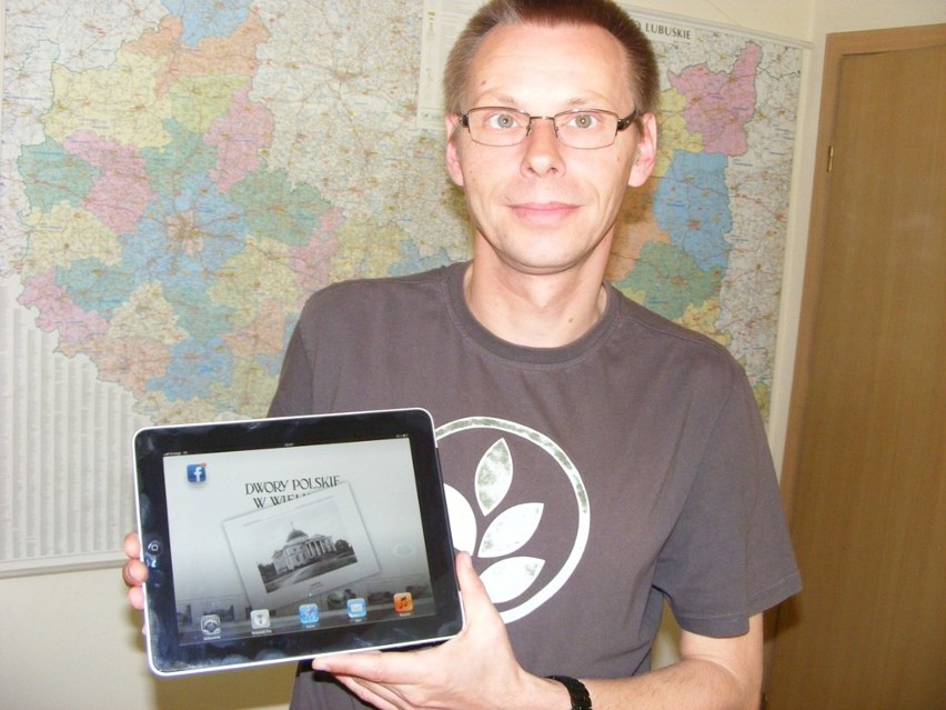 Przemysław Nowaczyk udostępnił książkę w wersji na iPada