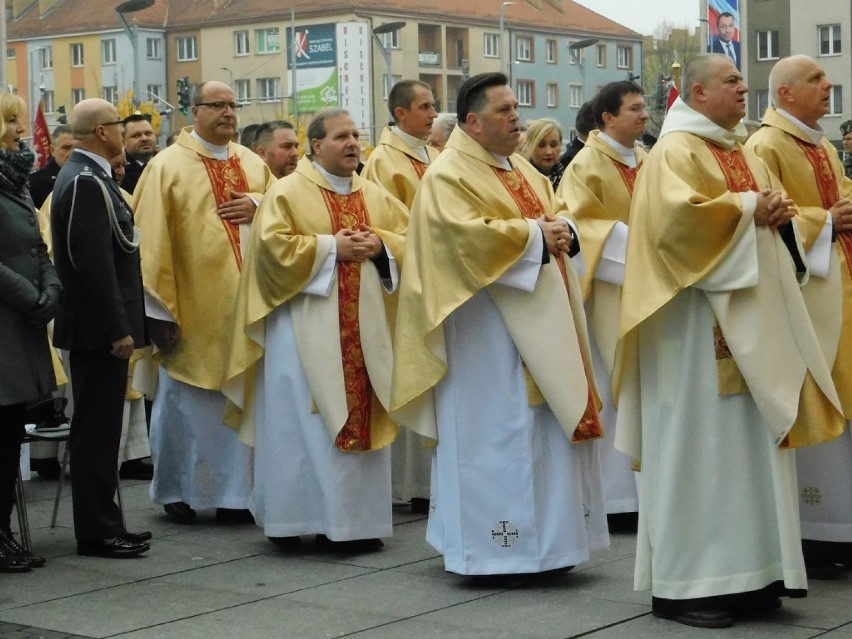 Polowa msza św. w intencji ojczyzny w Koszalinie [ZDJĘCIA]