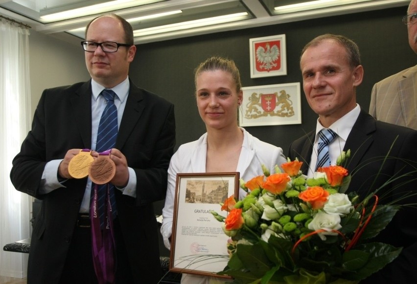 Natalia Partyka otrzymała gratulacje i nagrodę od władz miasta [ZDJĘCIA]