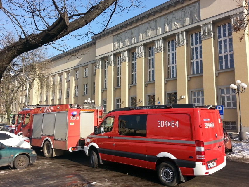 Tajemnicza koperta z „wąglikiem” w Sądzie Okręgowym w Łodzi [ZDJĘCIA]