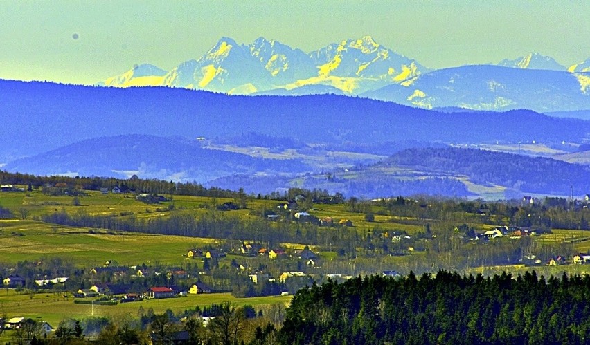 Tatry widziane z Moszczenicy udowadniają, że ta miejscowość...