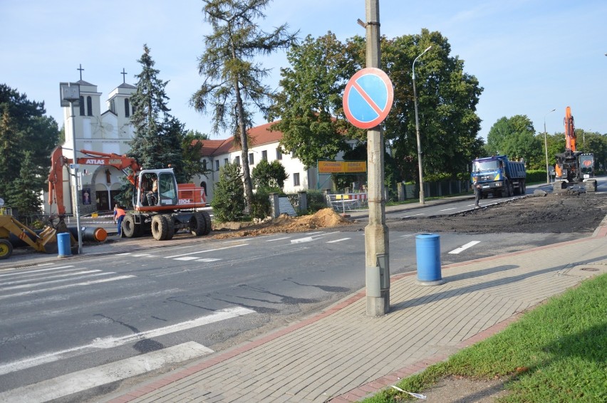 Budowa ronda już ruszyła [FOTO]