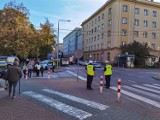 Śmiertelny wypadek w centrum Częstochowy. Nie żyje kobieta. Chwilę później doszło do zdarzenia dwóch osobówek z autobusem