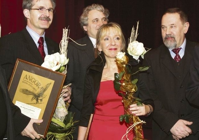 &#8222;Rodzinne zdjęcie&#8221; tegorocznych laureatów nagrody im. Piotra Różyckiego.