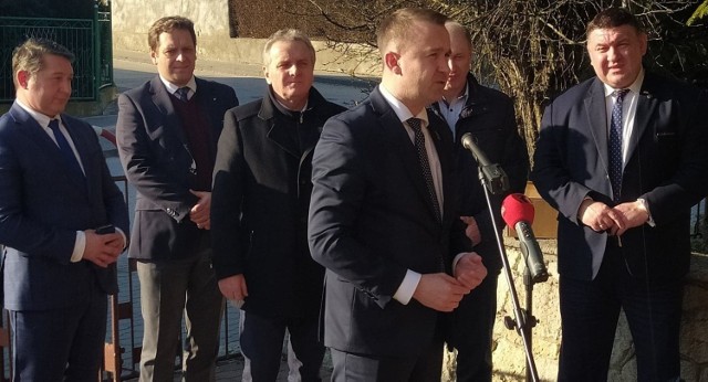 W poniedziałek, 21 marca, Pińczów odwiedził minister do spraw samorządu terytorialnego Michał Cieślak.
