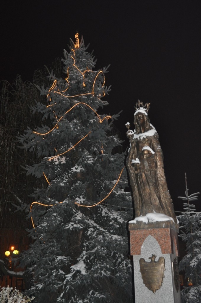 Świąteczna iluminacja już świeci ma ulicach Radomska