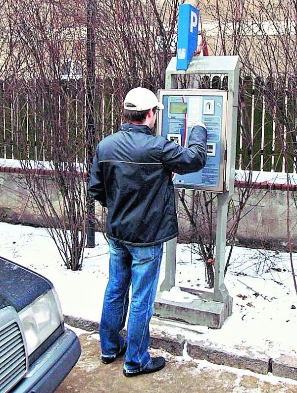 Coraz częściej możemy wybierać - parkomat albo komórka