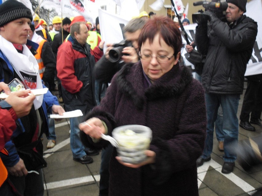 Protest związkowców z Gliwic w sprawie Vattenfalla [ZDJĘCIA]