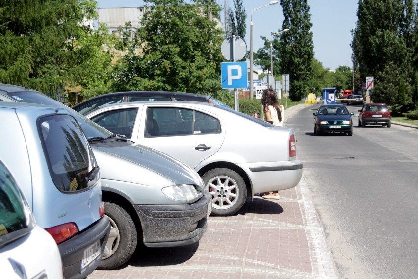 Słono płacą za parkowanie przy DSK w Lublinie