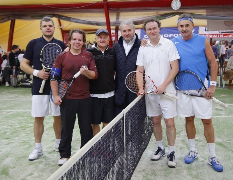 Charytatywny turniej tenisowy w Skrzynkach.