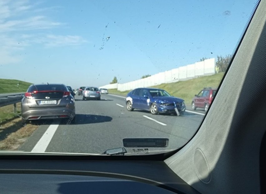 Kraków. Kierowca osobówki jechał autostradą A4 pod prąd. Spowodował wypadek 15 10