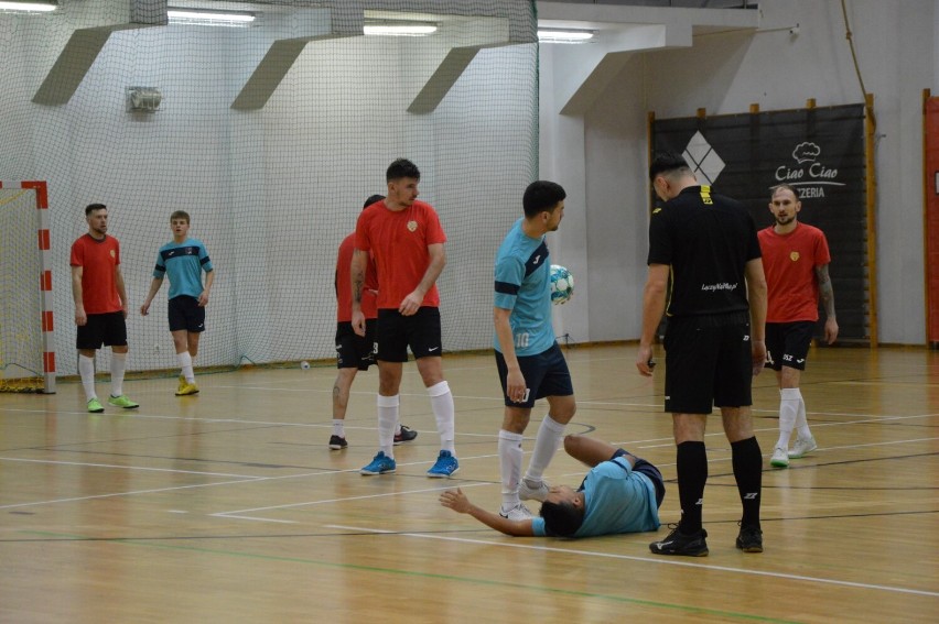 Futsal. Team Lębork rozegrał sparing z Red Devils Chojnice. Trener Pięta krytycznie o defensywie