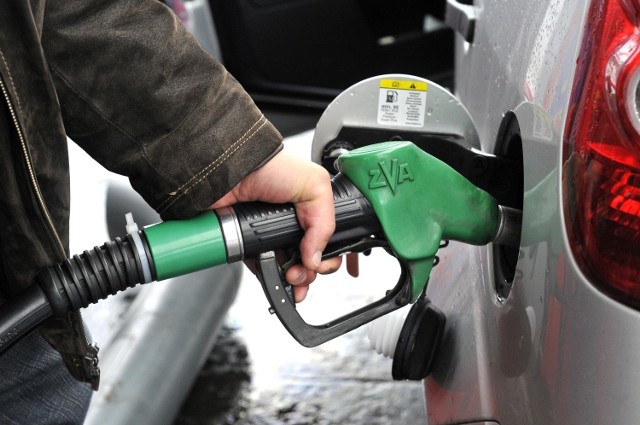 W maju benzyna w Polsce przestała wreszcie drożeć