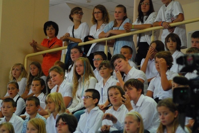 Jarocin: Ogólnopolska inauguracja roku szkolnego. Gościem była minister edukacji [ZDJĘCIA]