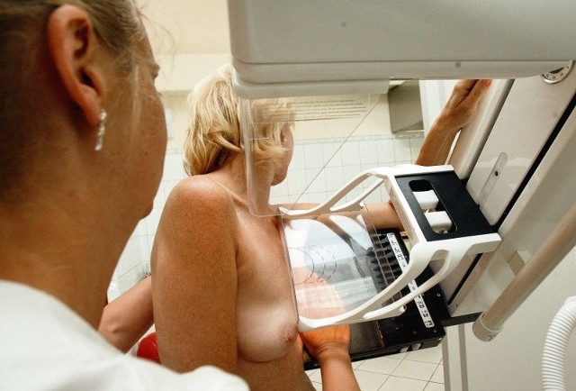 Im częściej badane piersi, tym większa szansa na wyleczenie ewentualnego raka