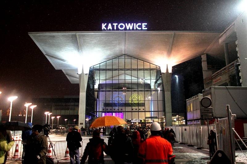 Nominacja do Superjednostki: nowa hala dworca w Katowicach,...