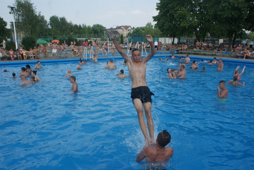 Tłumy na basenach MOSiR Relaks w Zduńskiej Woli