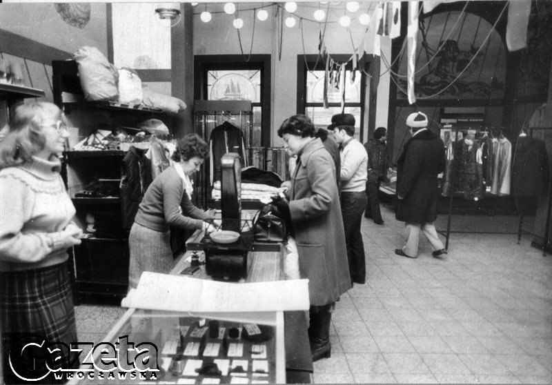 Wrocław 02.1984
Sklep Żeglarski przy ul. Mikołaja.