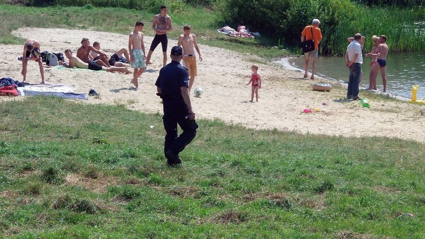 Bezpieczne wakacje 2016. Policjanci kontrolują dzikie kąpieliska