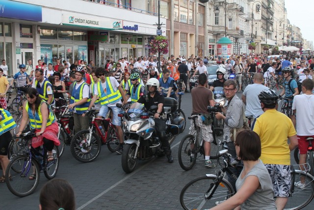 Sierpniowa masa krytyczna jedzie na Teofilów.