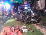 Witkowo: Zginął pasażer samochodu, które uderzyło w drzewo [ZDJĘCIA]