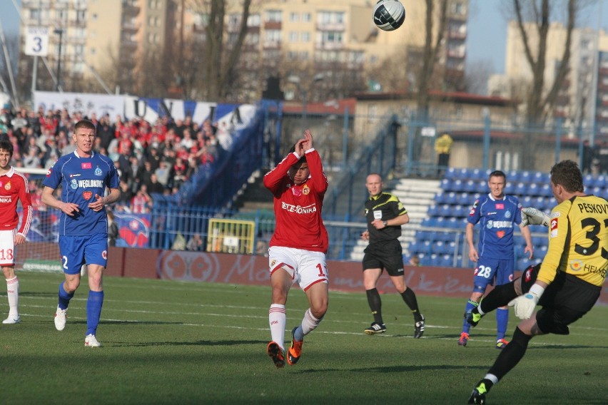 Ruch Chorzów wygrywa z Wisłą Kraków 1:0! [ZDJĘCIA Z MECZU]