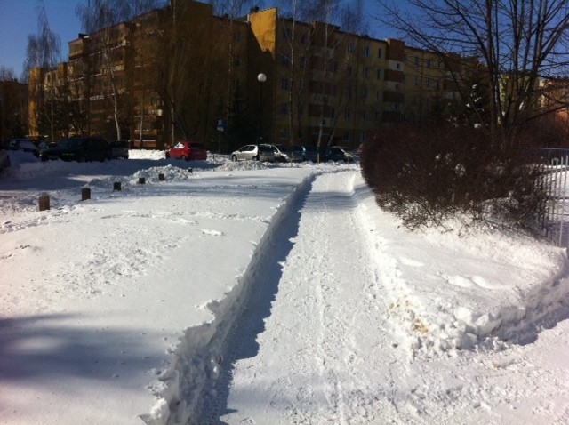 Atak zimy na Lubelszczyźnie: Sytuacja na drogach powoli wraca do normy