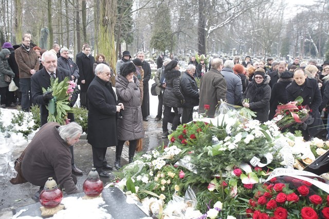 Pogrzeb Andrzeja Lipskiego. Wieniec składa prof. Jan...