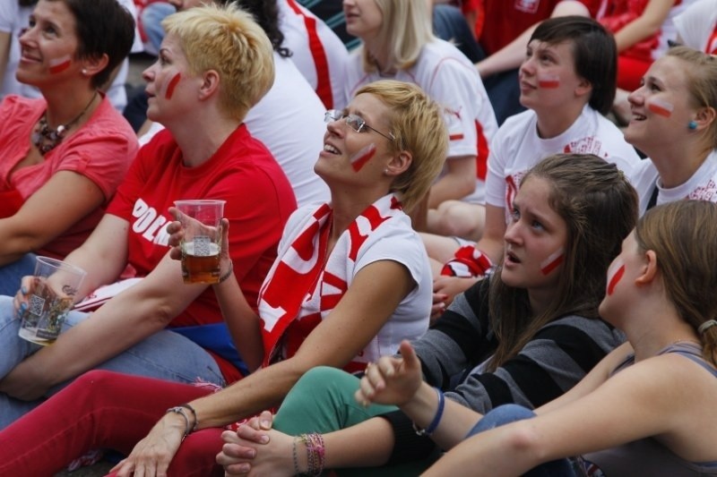 Tysiące fanów reprezentacji Polski dopingowało wczoraj kadrę...