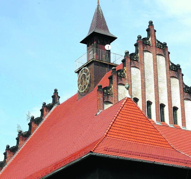 Zespół Szkół nr 2 w Wałbrzychu ma nowy dach