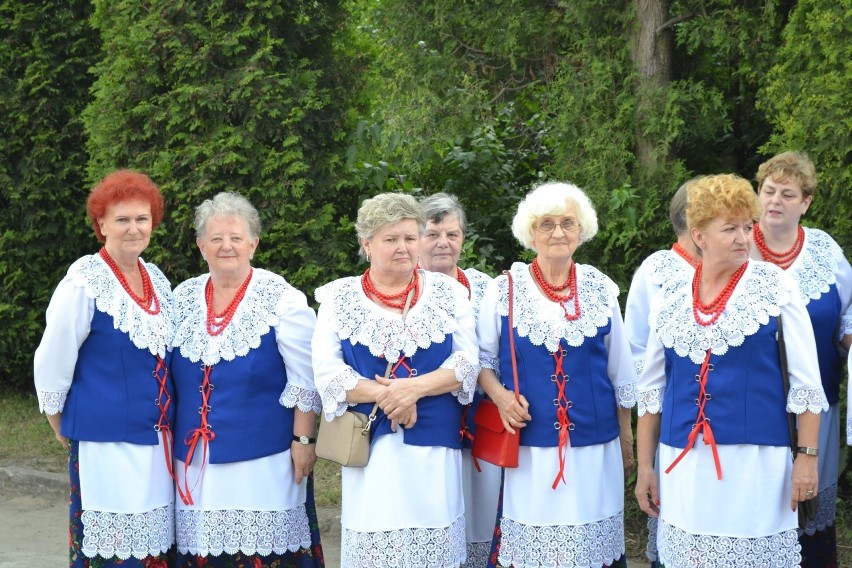 W piątek przed mieszkańcami dzielnicy i zaproszonymi gośćmi...