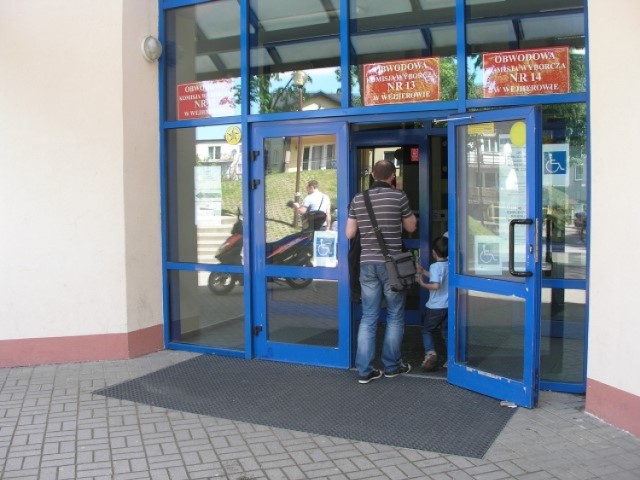 Lokal wyborczy przy ul. Śmiechowskiej w Wejherowie