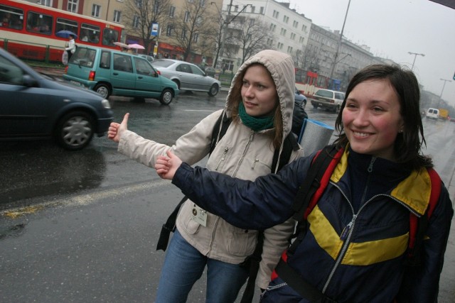 Autostop łapie się dziś przez Internet