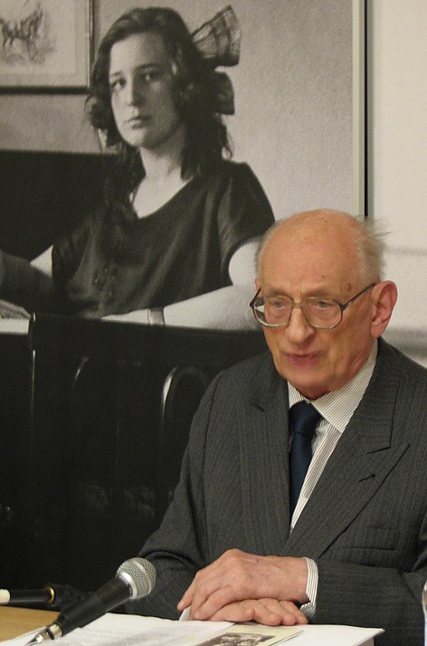 Prof. Władysław Bartoszewski w Górkach Wielkich