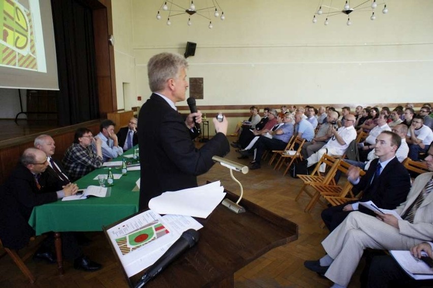 75 procent uczestników piątkowej debaty na temat przyszłości...