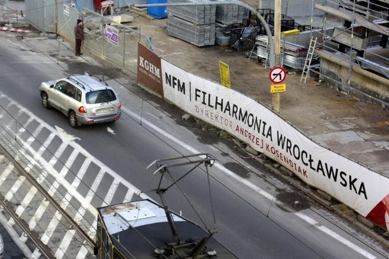 Kierowcy pytają, jak jeździć po ulicy Krupniczej. Znaki tu ogłupiają