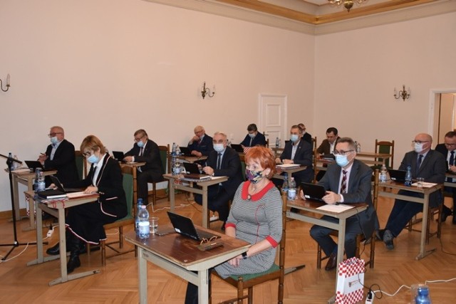 Powiat kaliski: Radni uchwalili budżet na 2022 rok