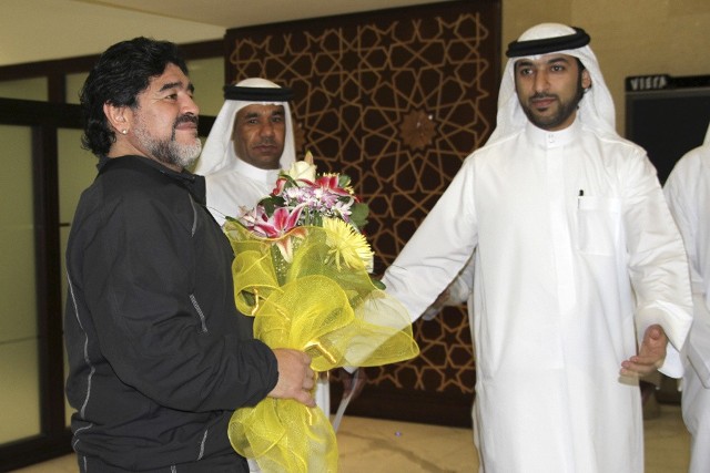 Maradona zarobi miliony w Katarze