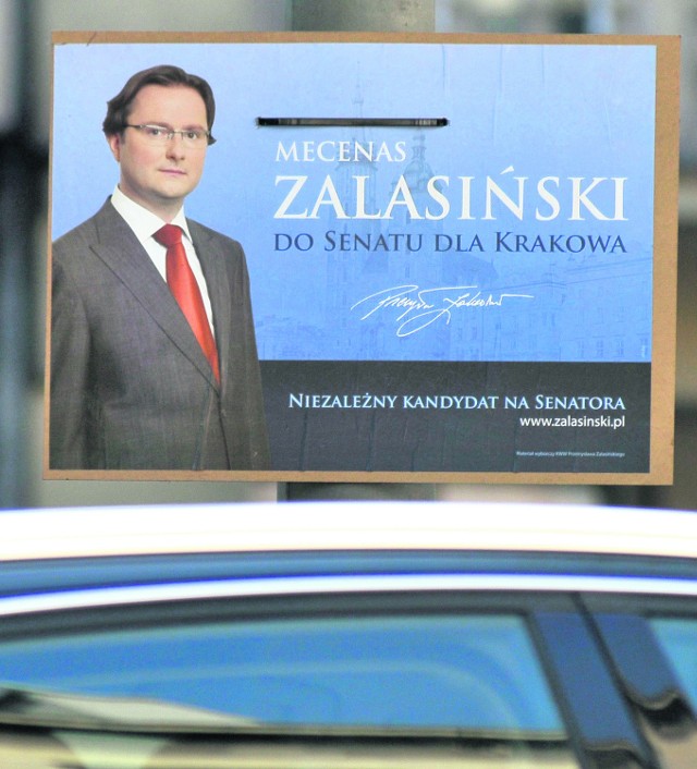 Takie plakaty zawisły kilka dni temu w całym Krakowie