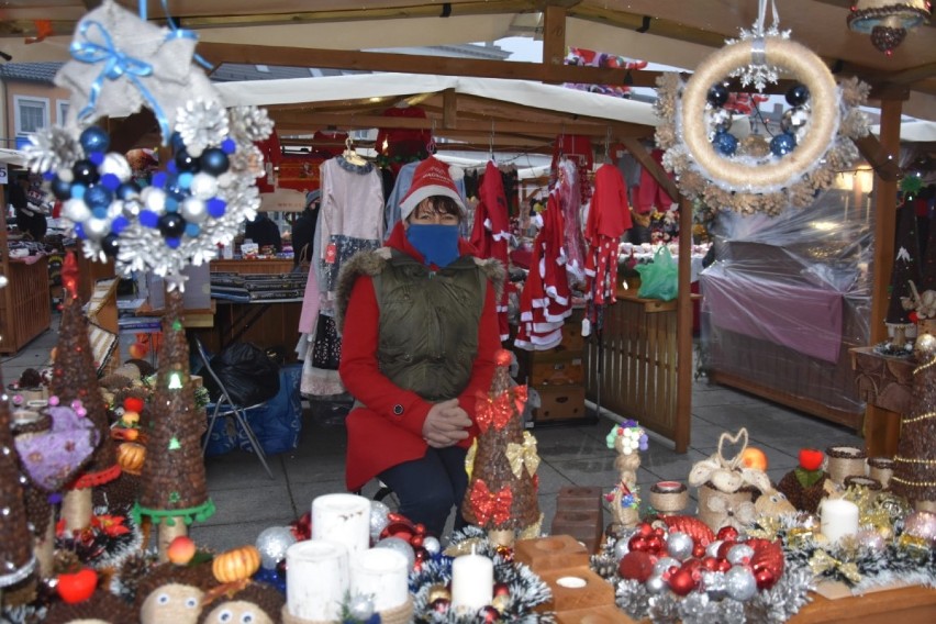 Wągrowiec. Drugi dzień Bazarku Bożonarodzeniowego. Co można kupić na stoiskach? 
