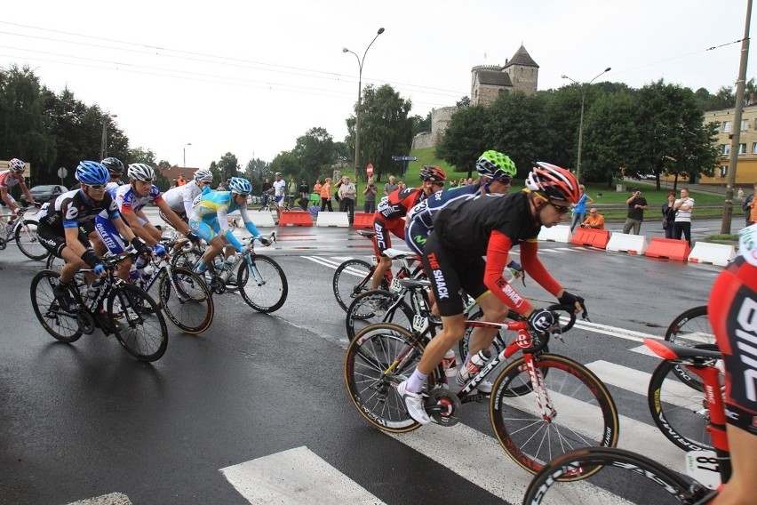 68. Tour de Pologne: Start w Będzinie. Kolarze jadą do Katowic [ZDJĘCIA]