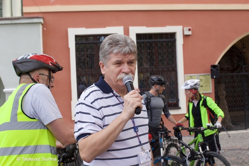 Stargard. III Powiatowy Gwiaździsty Zjazd Rowerowy. Znajdź siebie na 200 zdjęciach Tadeusza Surmy!