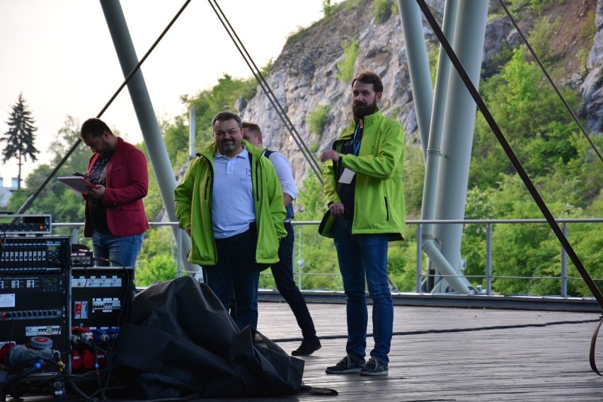 Juwenalia w Kielcach 2019. Zespół Boys, Very Nice i Czwarta Fala na koncercie "Prezydent Studentom" na Kadzielni [WIDEO, ZDJĘCIA]