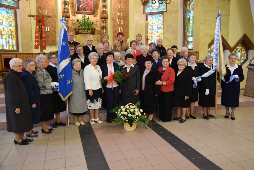 Jubileusz 20-lecia powołania Wspólnoty Żywego Różańca w parafii pw. Św. Floriana w Pleszewie