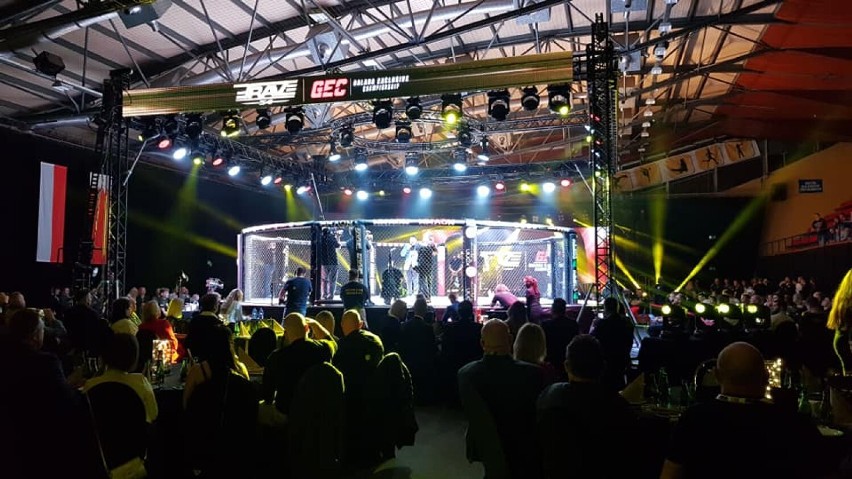 Międzynarodowa Gala MMA Brave CF w Koninie. Trzy zwycięstwa Polaków      