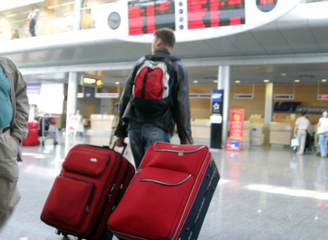 Wciąż  rośnie  liczba osób korzystających z poznańskiego lotniska. Ta wiosna zapowiada się rekordowo