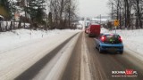 Powiat bocheński. Trudne warunki na drogach z powodu śniegu. Utrudnienia na drodze wojewódzkiej nr 965 między Bochnią a Wiśniczem