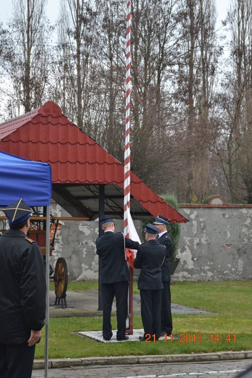 OSP w Dobrzycy otrzymała i poświęciła nowy samochód